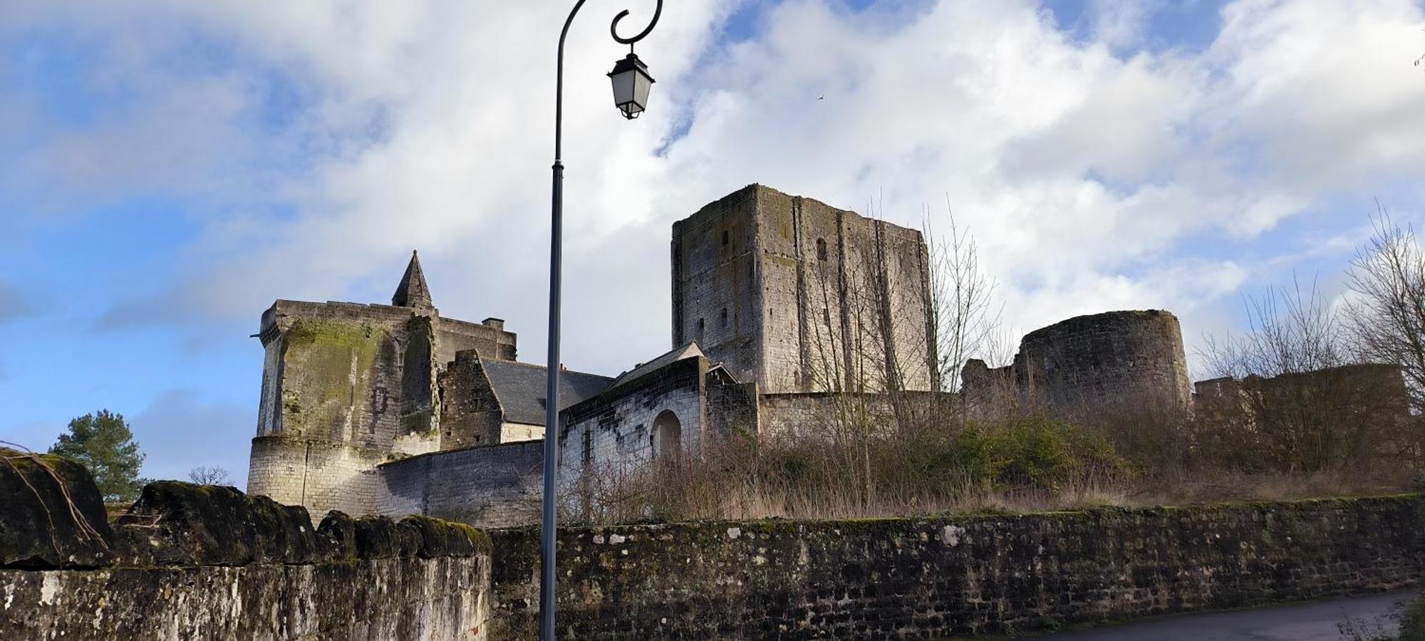 Le Studio De La Pouletterie Loches Exterior foto